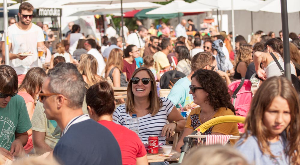 El-Toro-local-residents-at-street-food-festival-port-adriano-mallorca