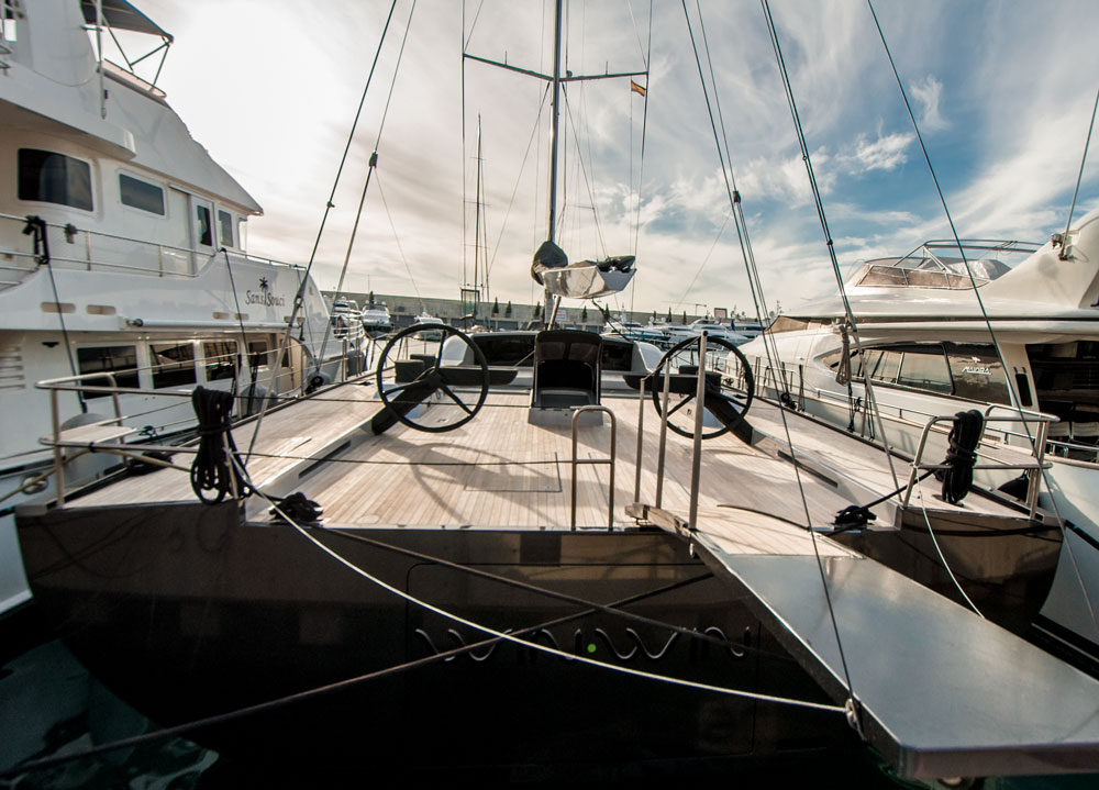 El Toro property owners enjoy yachting from Port Adriano.