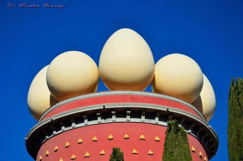Salvador Dali museum in Figueres casafari article blog 20 reasons facts to love about and live in spain buy real estate property