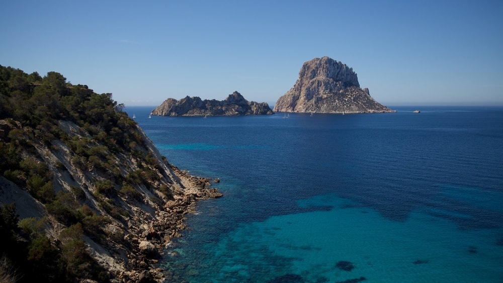 Sant Agusti des Vedra property market is surrounded by natural beauty of the island.