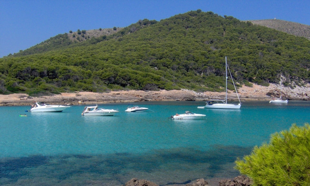 Cala agulla is just one of many reason why are Cala Ratjada property buyers interested in this picturesque area.