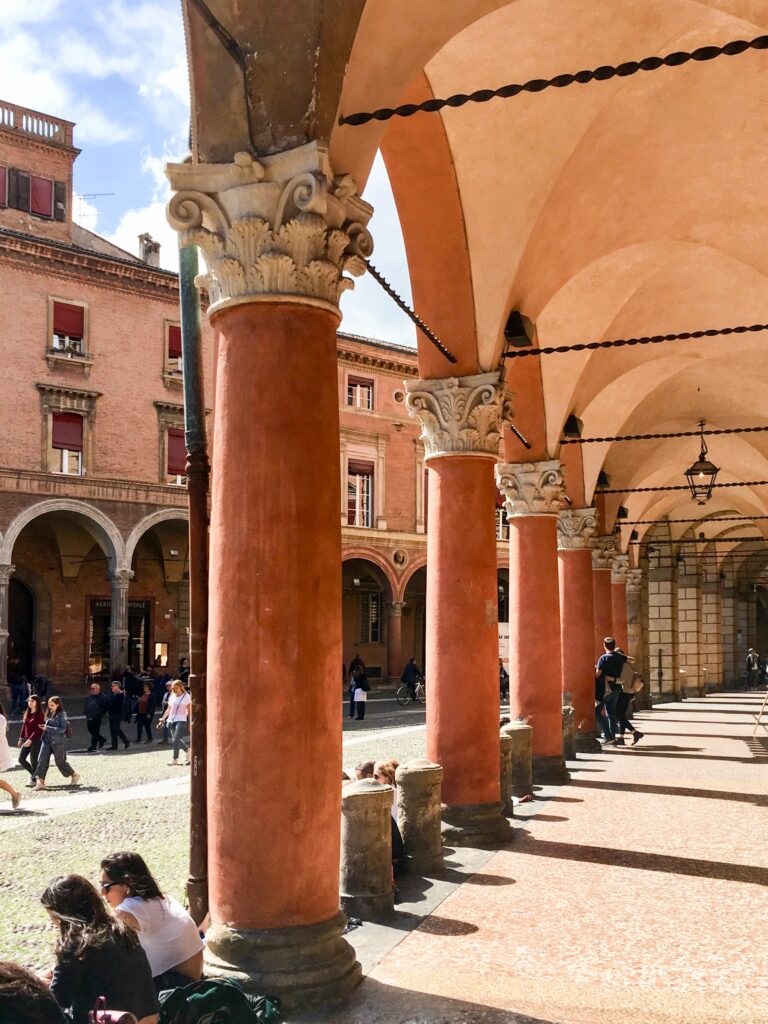 L'affascinante architettura di Bologna