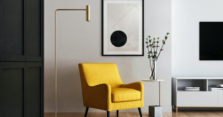 cadeira amarela numa sala decoração minimalista