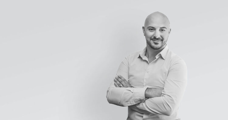 Luca Ferrara, Recruiting expert at Team Costa Ferrara, Remax Sfera